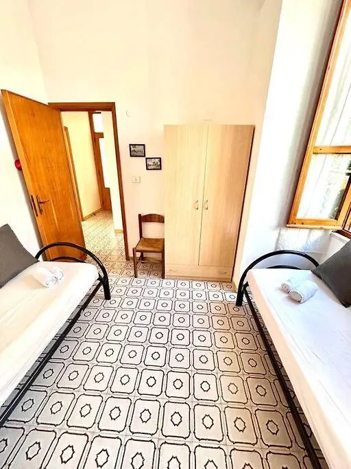 Green Home Front Poetto Beach, Cagliari, By Home&Experience Сasa de vacaciones