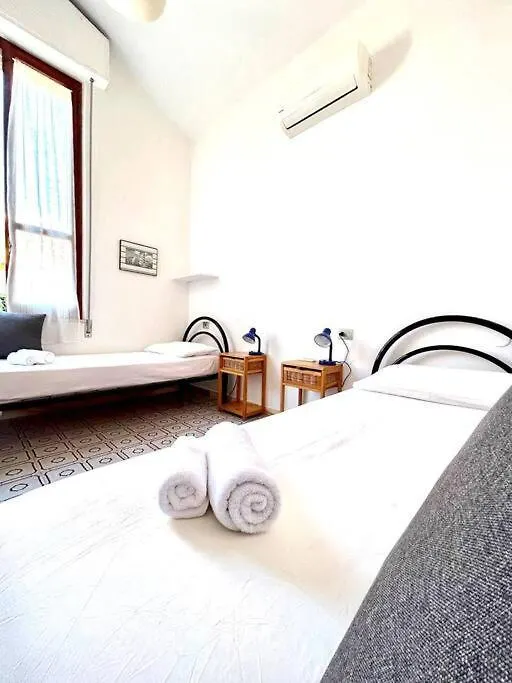 Сasa de vacaciones Green Home Front Poetto Beach, Cagliari, By Home&Experience